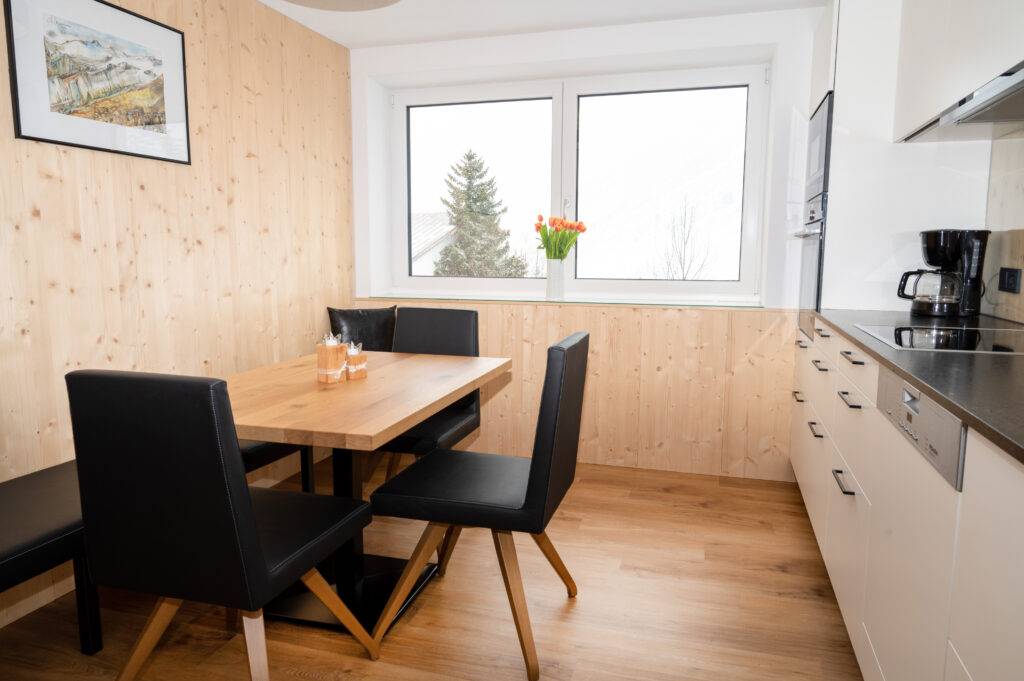 Küche Appartment Silvrettahorn